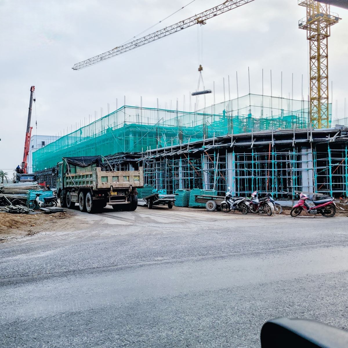 Cập nhật tiến độ Vinhomes Royal Island mới nhất.
